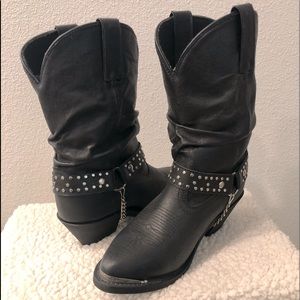 Shyanne Boots Size 7.5